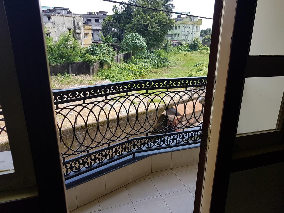 Hotel Conclave Siliguri Eksteriør bilde